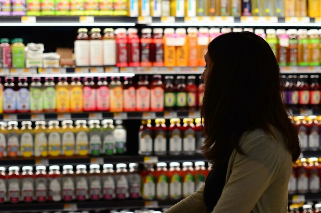 woman shopping at the supermarket